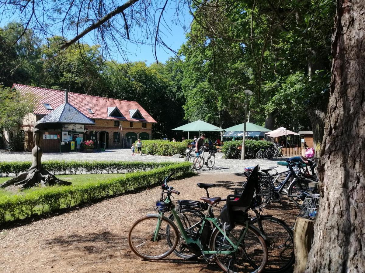 Hotel Schloesschen Sundische Wiese ซิงสท์ ภายนอก รูปภาพ