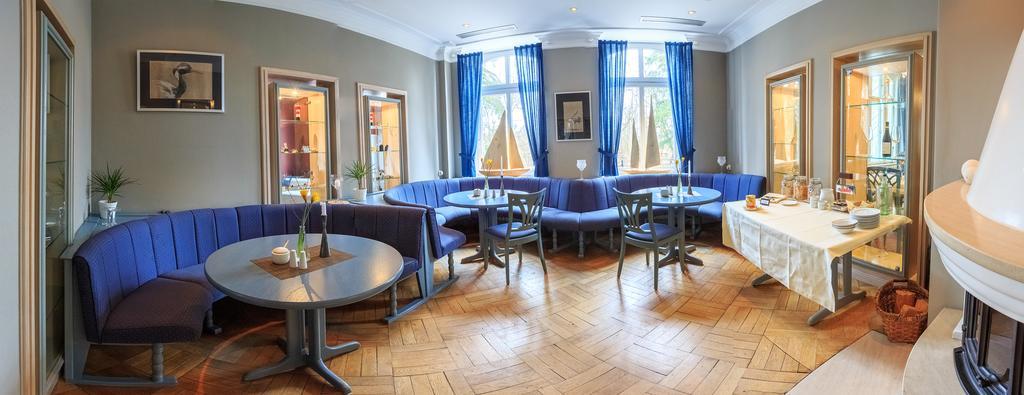 Hotel Schloesschen Sundische Wiese ซิงสท์ ภายนอก รูปภาพ